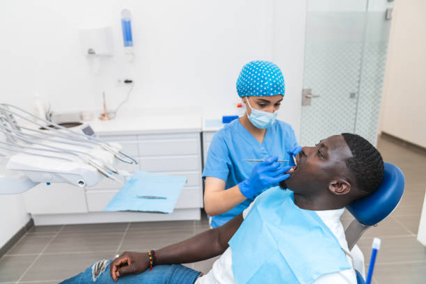 Best Dentist for Tooth Abscess  in Trowbridge Park, MI